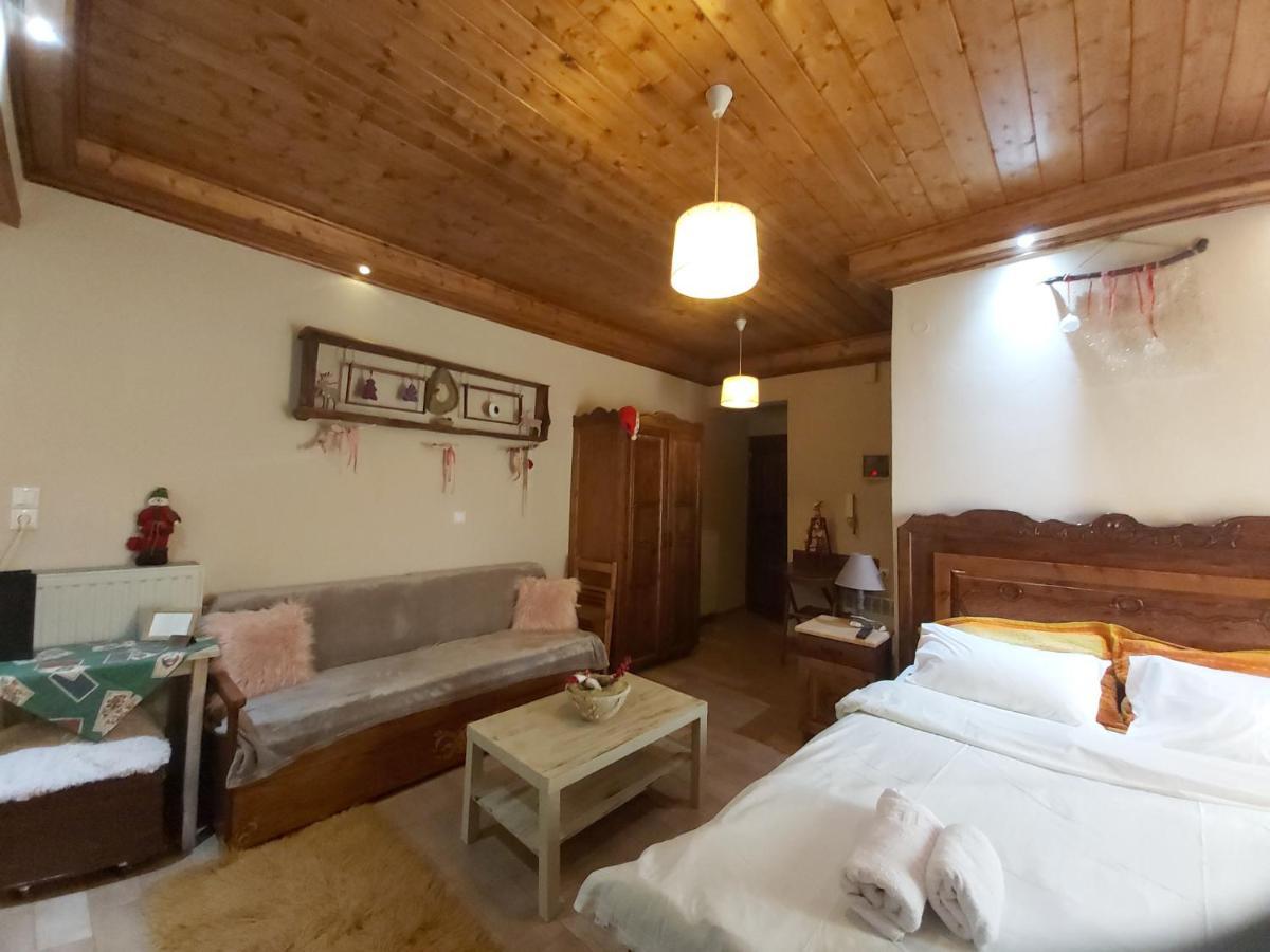 Guesthouse Theodorou Eláti エクステリア 写真
