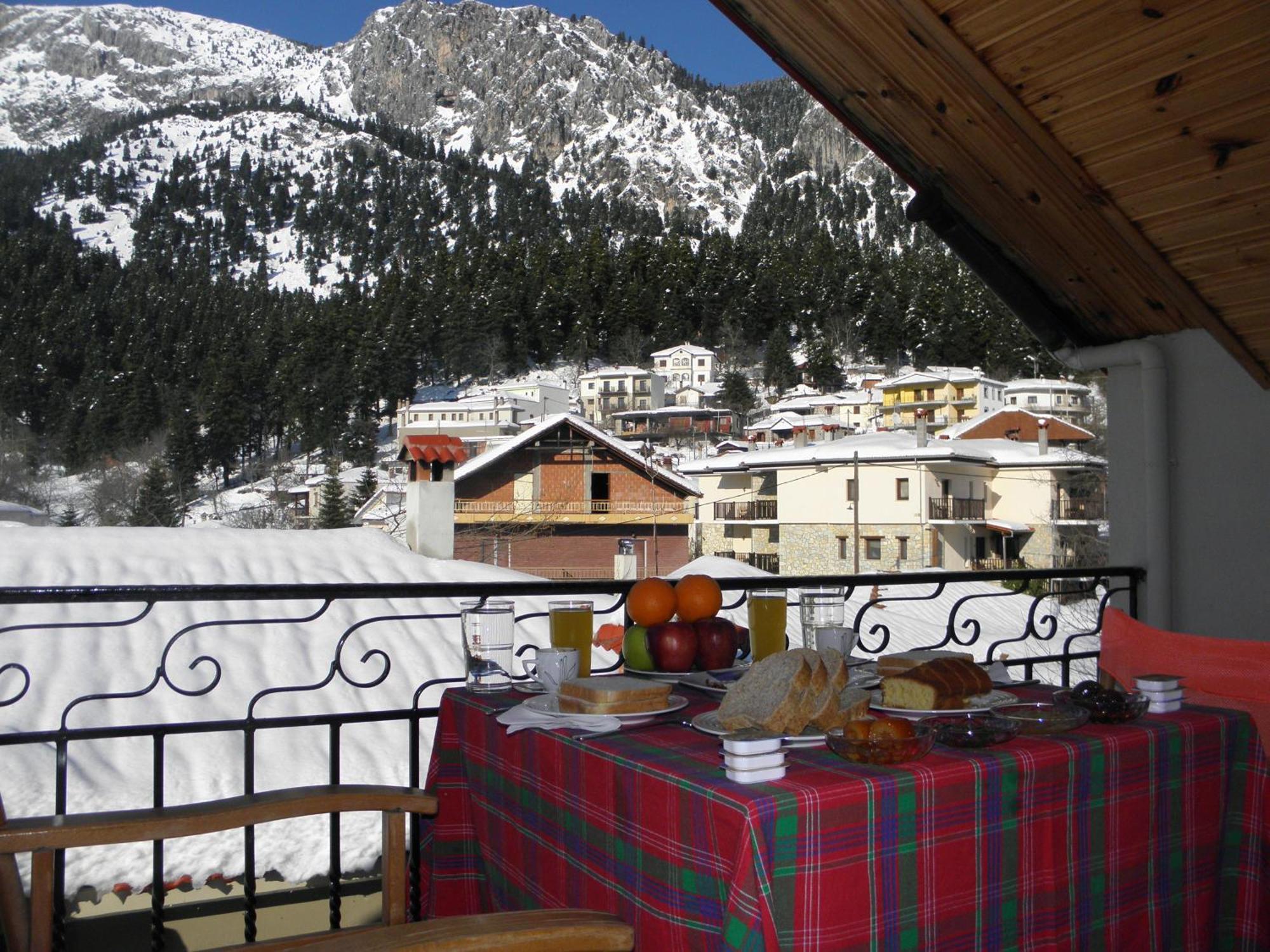 Guesthouse Theodorou Eláti エクステリア 写真