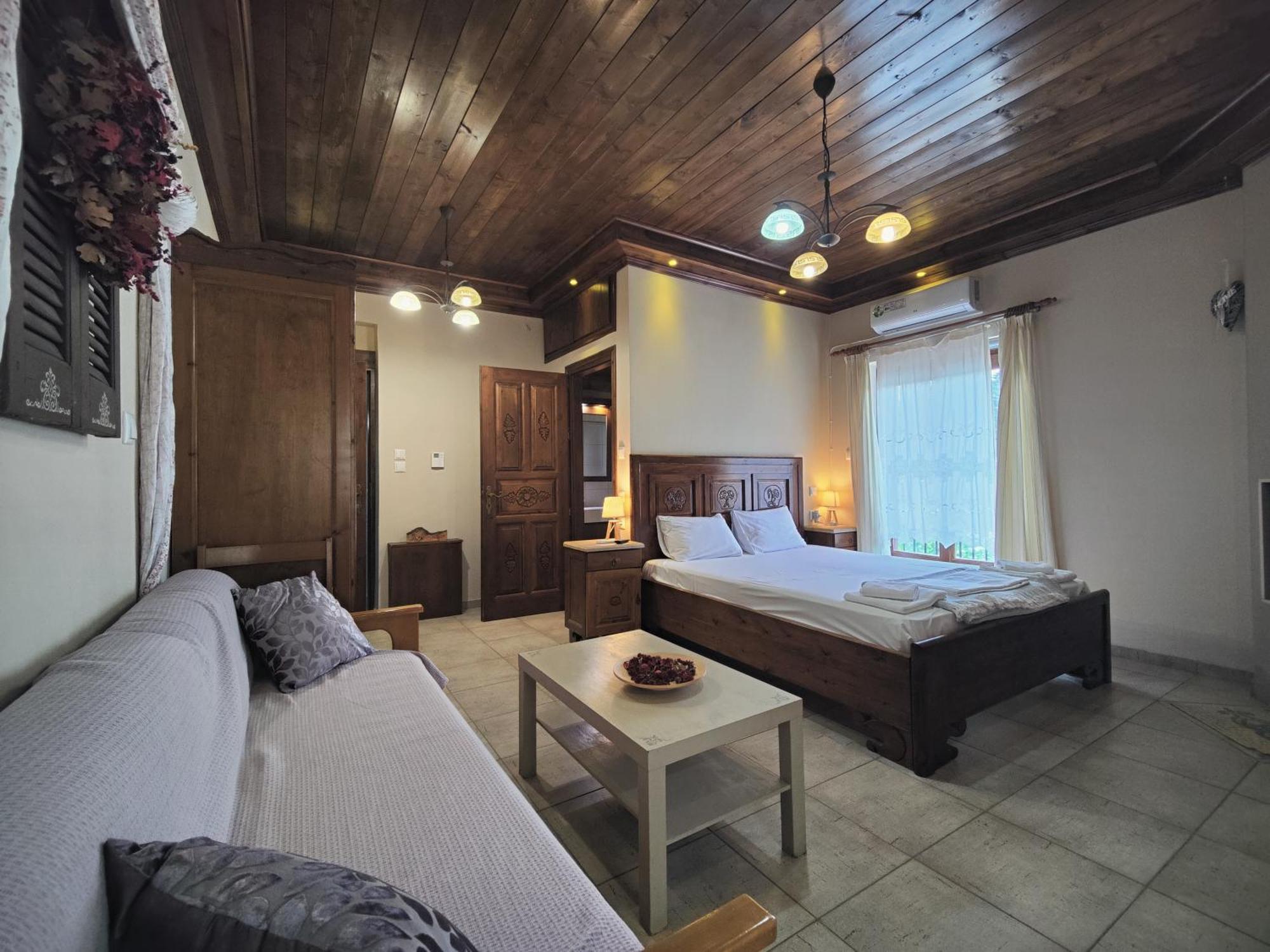 Guesthouse Theodorou Eláti エクステリア 写真