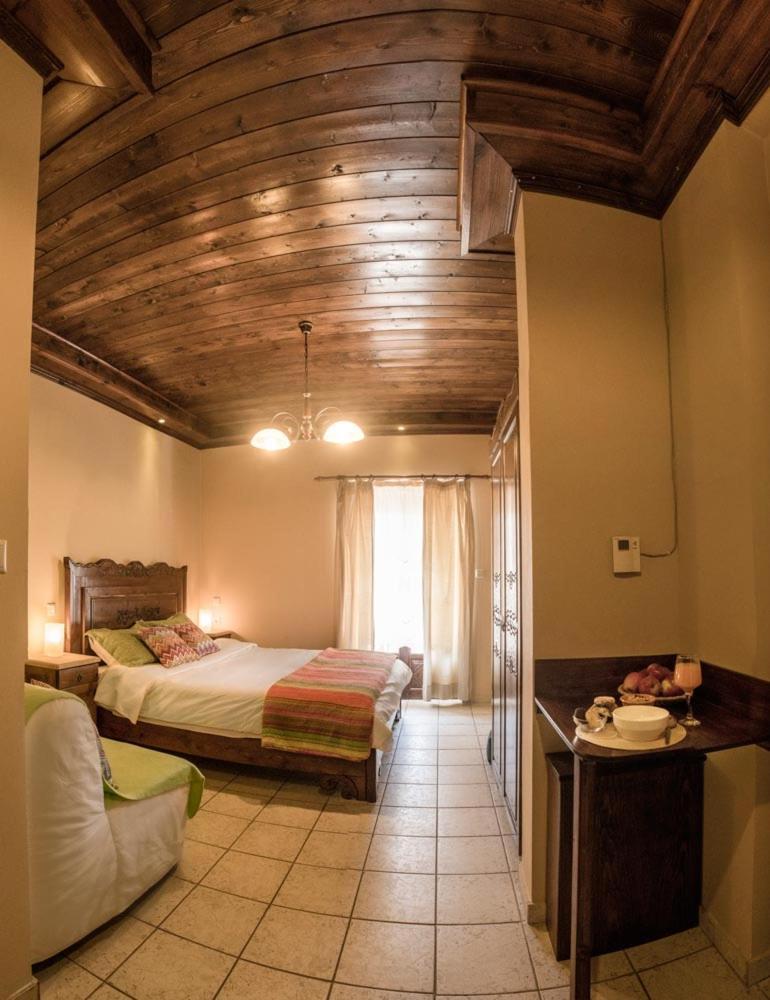 Guesthouse Theodorou Eláti エクステリア 写真
